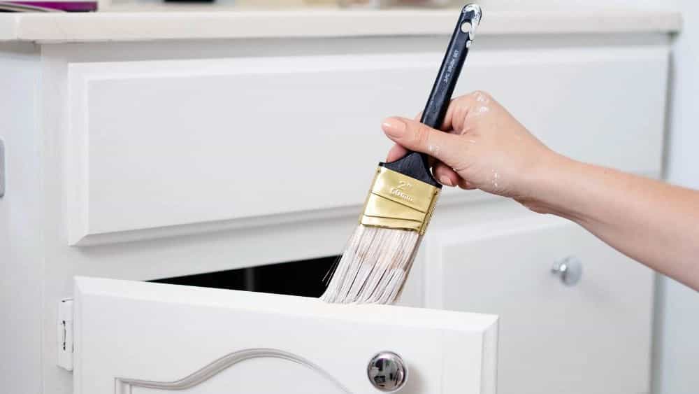 اجرای رنگ درب و کابینت در تهران